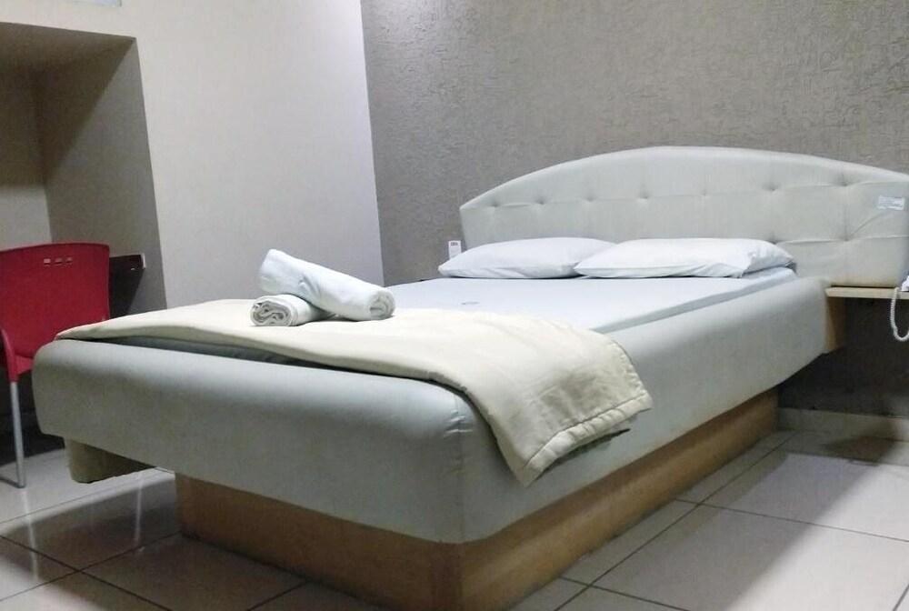 Dok Brasilia Hotel Unidade Aguas Claras ตากวาจิงกา ภายนอก รูปภาพ