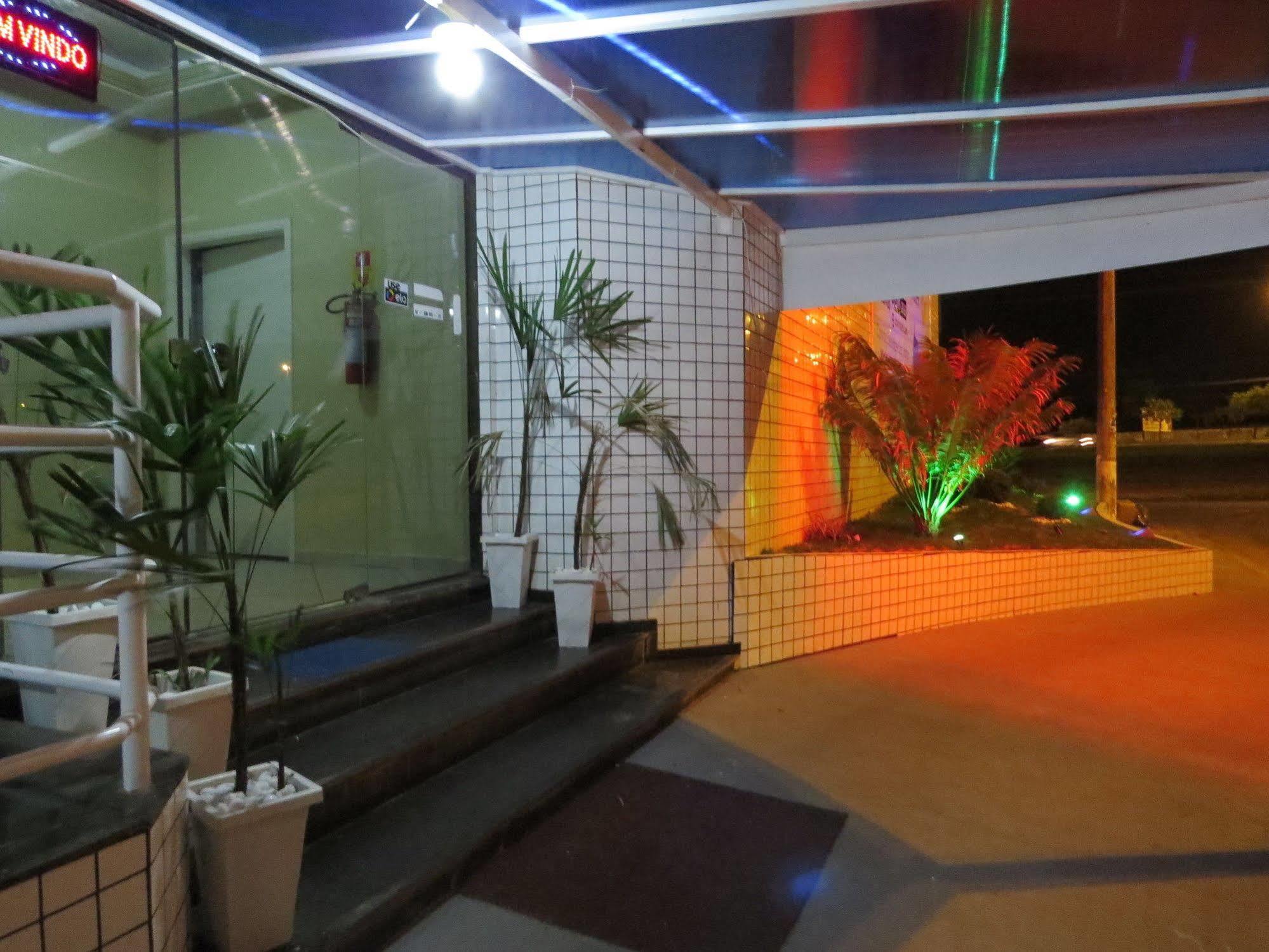 Dok Brasilia Hotel Unidade Aguas Claras ตากวาจิงกา ภายนอก รูปภาพ